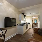 Hotel Lakes & Bowness-on-Windermere