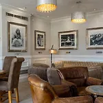 Lakes & Hotel 5*