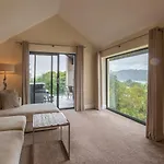 Hotel Lakes & 5*