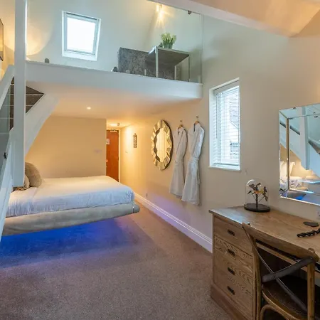 Lakes & Hotel Bowness-on-Windermere