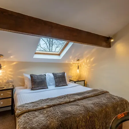 Lakes & Hotel 5*