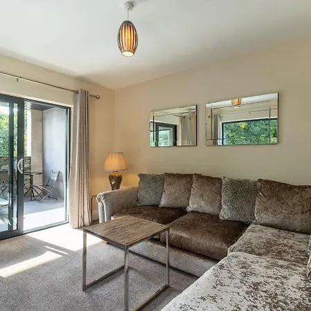 Hotel Lakes & 5*