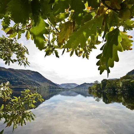 Lakes & Hotell