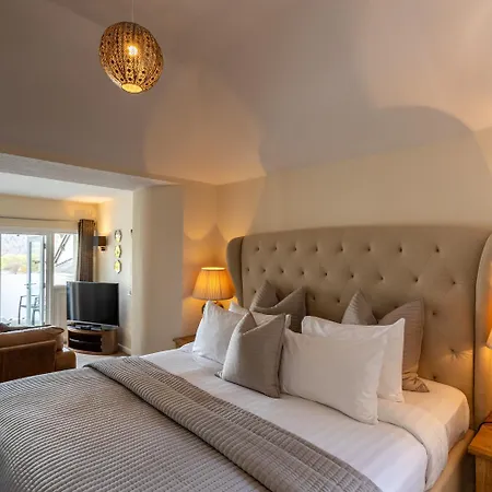 Lakes Hotel&spa